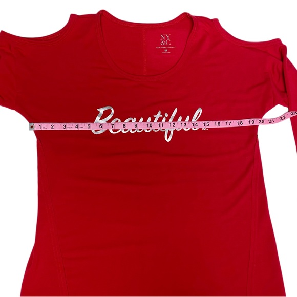 NWOT NY&C Red Cold Shoulder Graphic Tunic Beautiful 3/4 Sleeve Long Top Medium - Picture 8 of 8